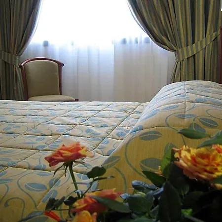 Otel Sanremo Ceva